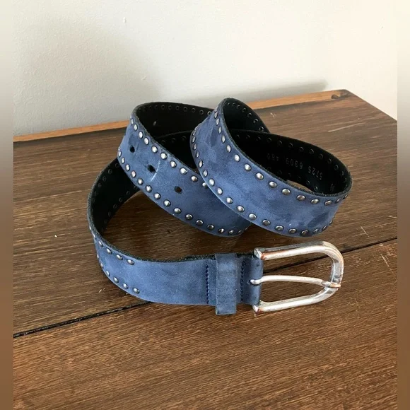 Vintage Vanzetti Studded Blue Suede (Leather Coated) Belt - Made in Germany - Picture 5 of 10